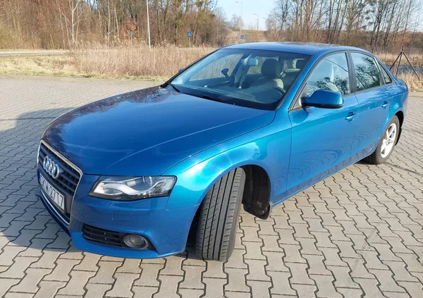 pomorskie Audi A4 cena 42000 przebieg: 175000, rok produkcji 2011 z Kwidzyn